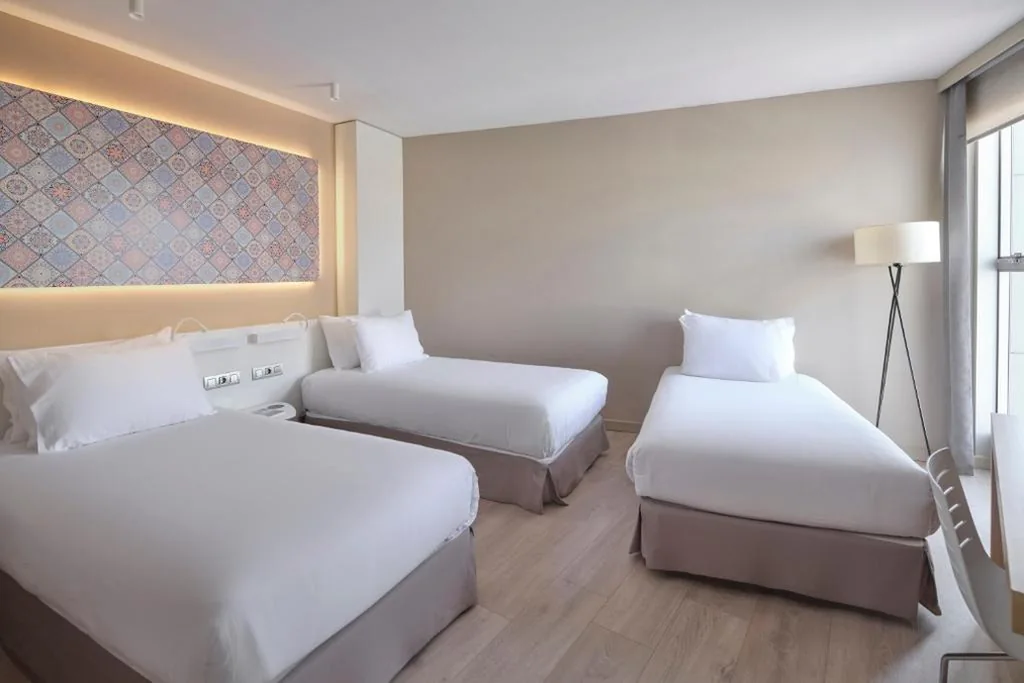 Dreibettzimmer — Eurostars Don Cándido