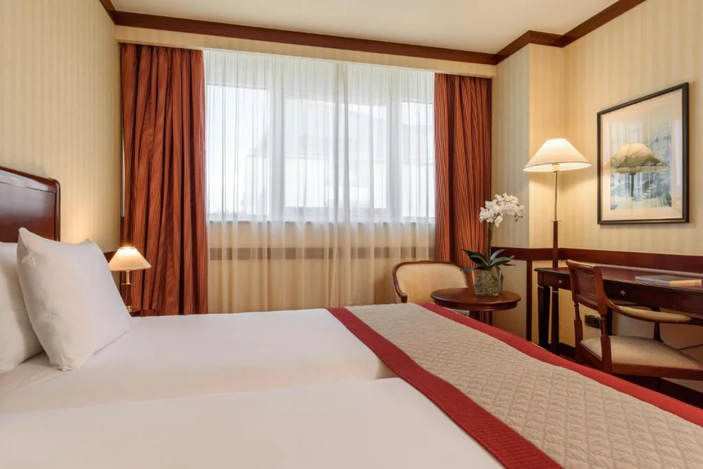 Camera doppia - 1 o 2 letti — Eurostars Gran Hotel Santiago
