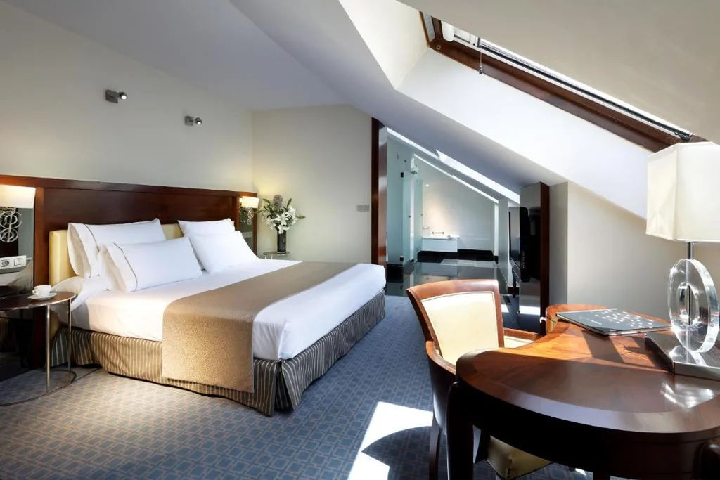 Suite con vistas a la ciudad — Eurostars Gran Via