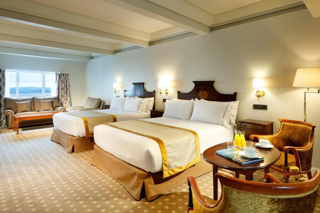 Camera Premium con vista sul mare — Eurostars Hotel Real