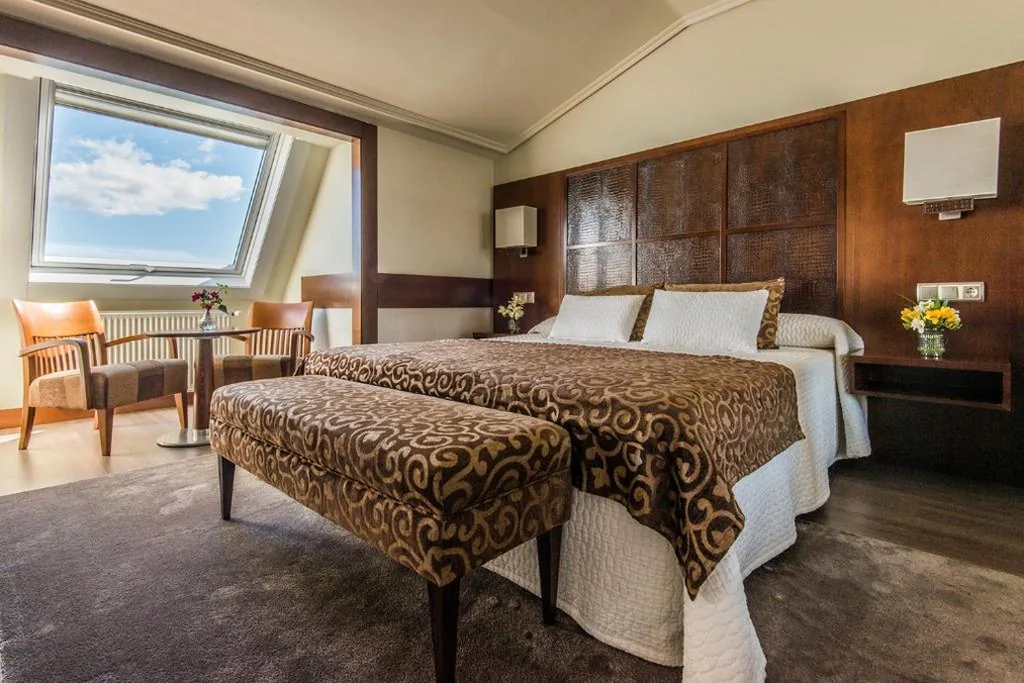 Habitación Premium con vistas al mar y Talaso — Eurostars Louxo Talaso