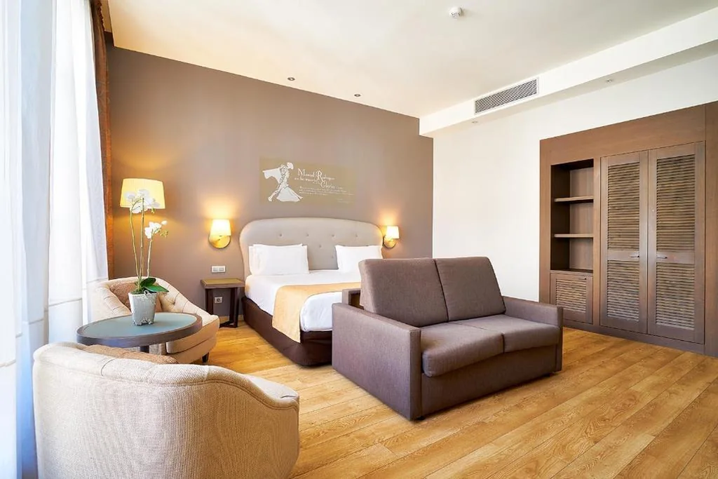 Camera Doppia con letto supplementare — Eurostars Patios de Cordoba