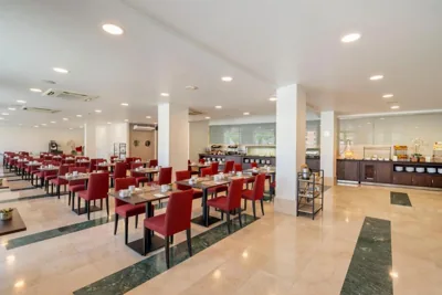 Eurostars Plaza Acueducto — 写真 3
