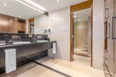 Eurostars Suites Mirasierra — 照片 3