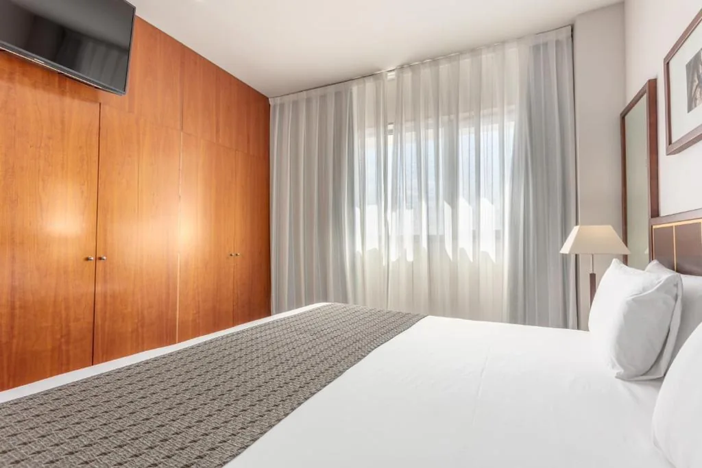 Habitación Doble con zona de estar — Eurostars Toledo