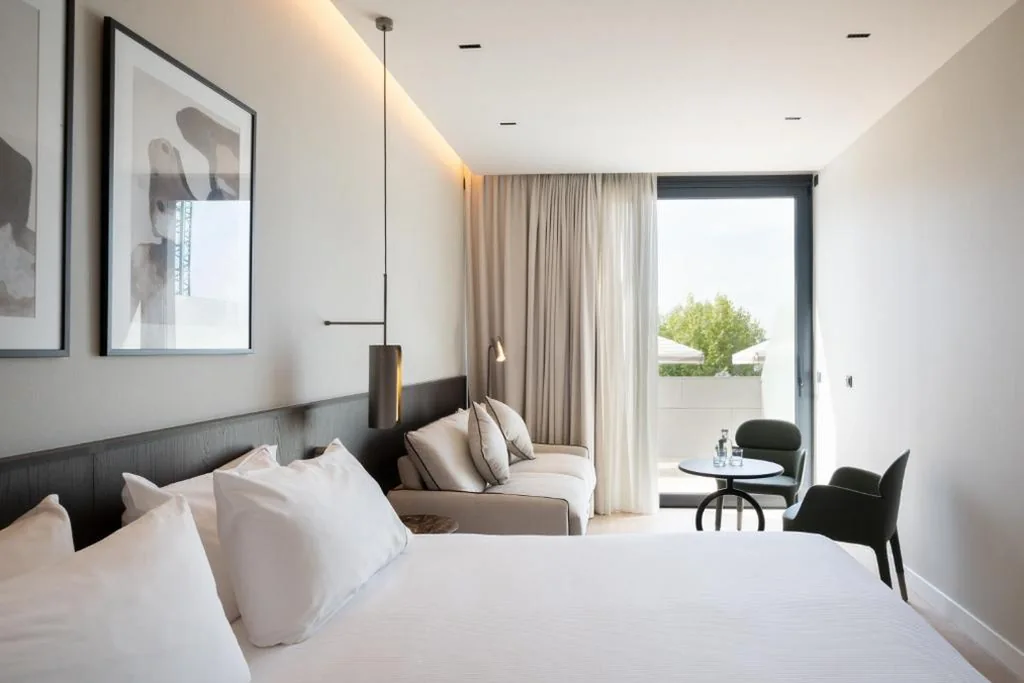Habitación Doble Deluxe con cama supletoria — Eurostars Villa Itziar
