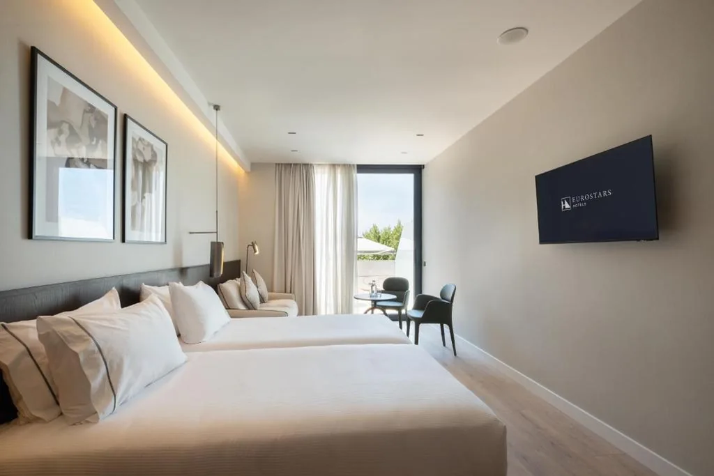 Habitación Doble Deluxe con vistas al mar - 2 camas — Eurostars Villa Itziar