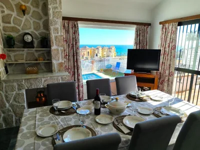 Evans Realty AL Villa & Piscina & Garaje & Playa — foto 4