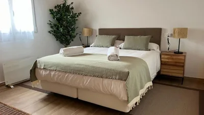 Exclusive Ribera del Duero - TV 75 pulgadas, Netflix gratis y Wifi — foto 4