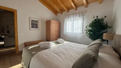 Exclusive Ribera del Duero - TV 75 pulgadas, Netflix gratis y Wifi — foto 5