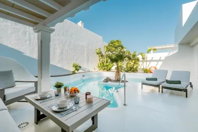 Exclusive Villa in Bahiazul with heated pool — photo 2