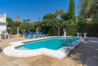 Exclusive villa Las Palmeras Puerto Banus with heated private swimming pool, Marbella, Spain — 照片 4