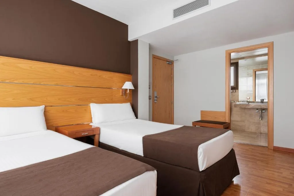 Innen-Doppelzimmer – 1 oder 2 Betten — Exe Las Palmas