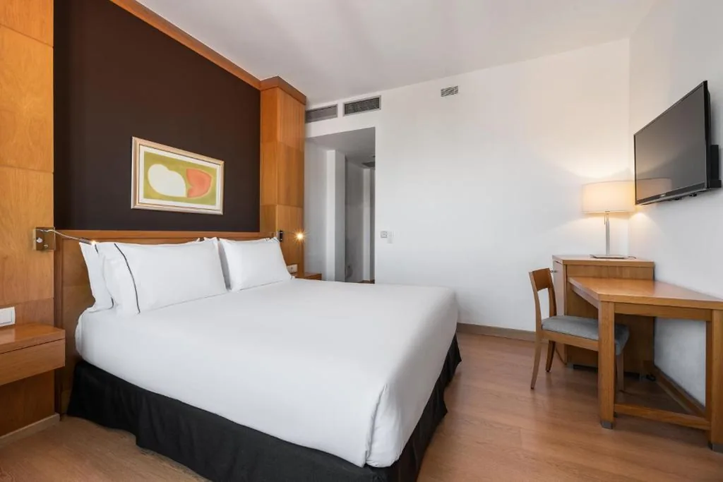 Deluxe tweepersoonskamer met 1 of 2 bedden — Exe Peregrino