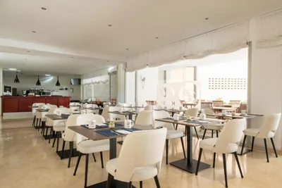Exe Plaza Delicias — 写真 4