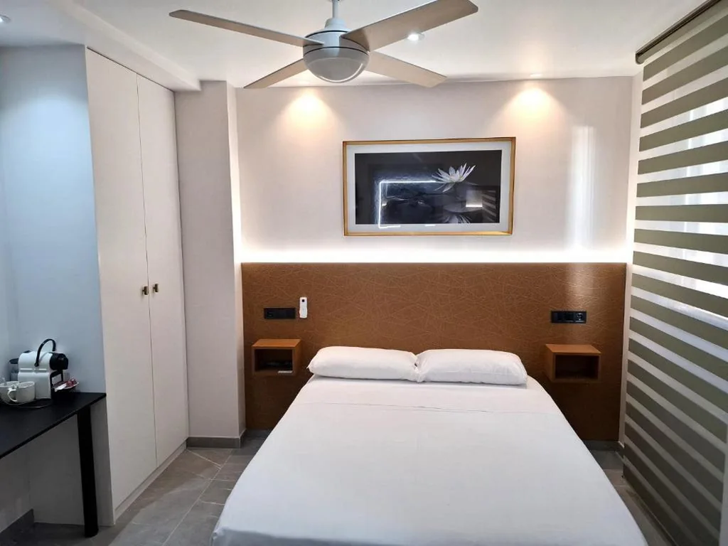Deluxe Double Room — Exotique Santander