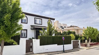 Extraordinaria Villa con piscina y chimenea — foto 2