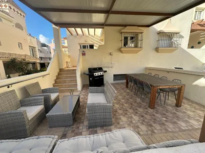 Family Beach House by Wayra Tarifa — foto 5