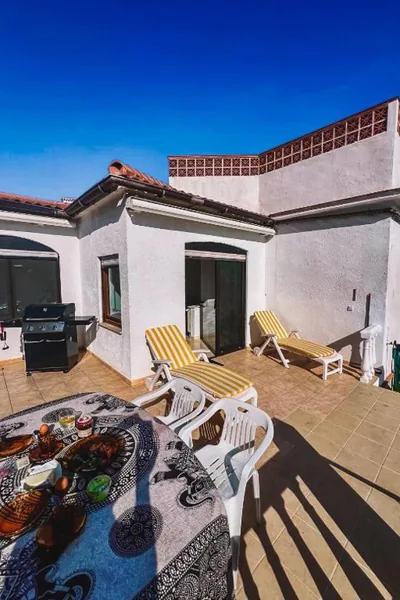 Family villa Casa KuKa I wonderful terrace with saltwater pool and BBQ area I beach in walking distance I pets welcome — foto 9