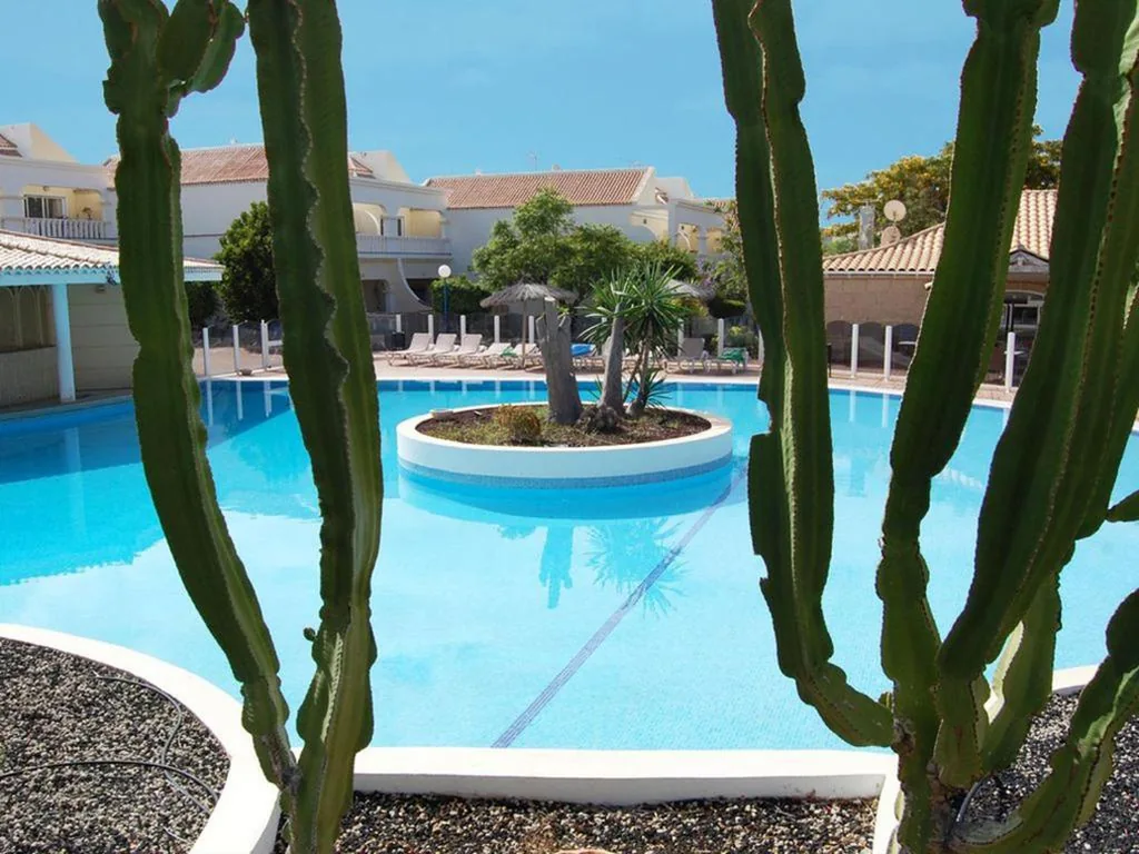 Chalet de 3 dormitorios — Fantastic 3 Bedroom Townhouse Golf Del Sur - The Palms Resort