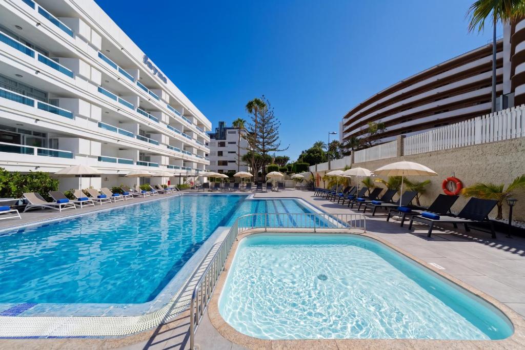 Fayna Apartments