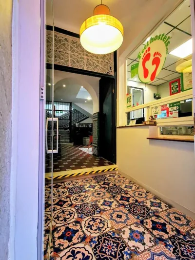 Feel Hostels City Center — Foto 7