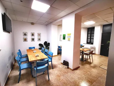 Feel Hostels City Center — Foto 11