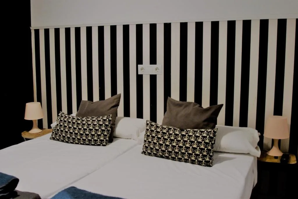 Camera doppia con bagno — Feel Hostels Soho Malaga
