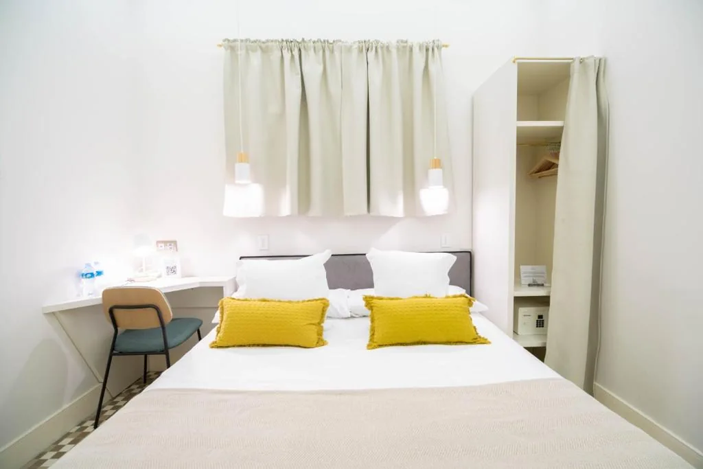 Inpandige tweepersoonskamer — Feelathome Casa Bertrand