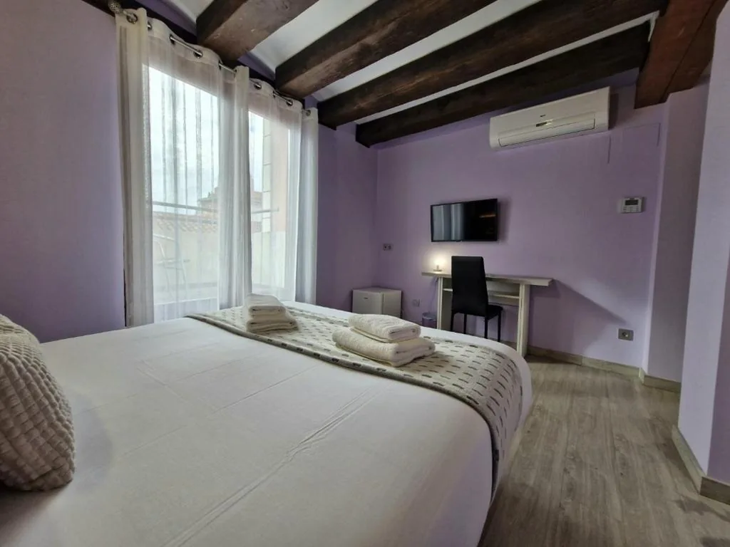 Einzelzimmer — Feeling Home Suites&Rooms