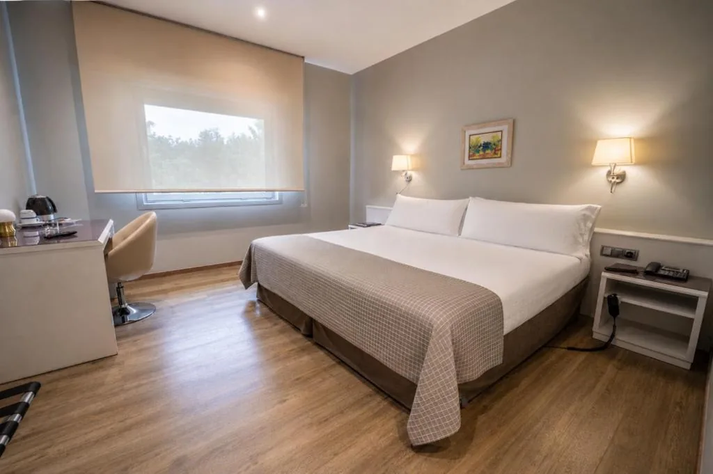 Habitación Estándar — Felix Hotel