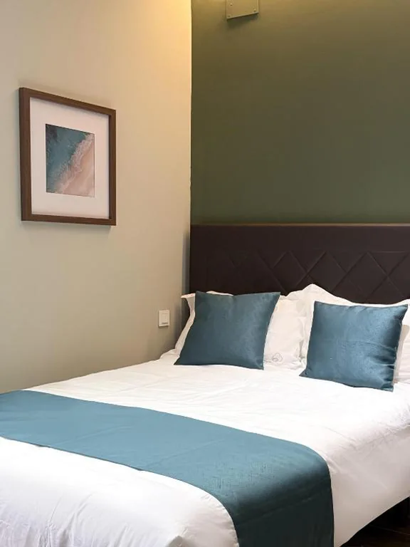 Quarto Duplo Pequeno — Feliz Apartment