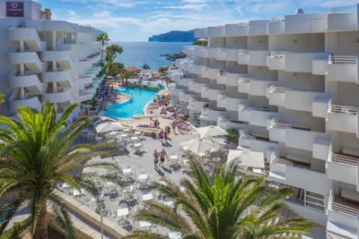FERGUS Style Cala Blanca Suites — foto 4