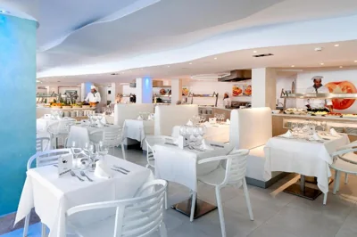 FERGUS Style Cala Blanca Suites — foto 5