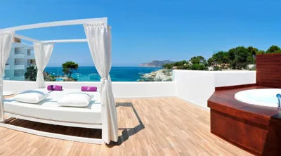 FERGUS Style Cala Blanca Suites — foto 10