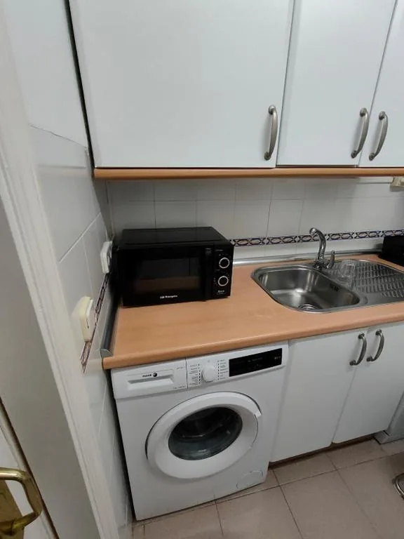 Habitación Doble con baño compartido — Fernan Gonzalez Street, Private rooms