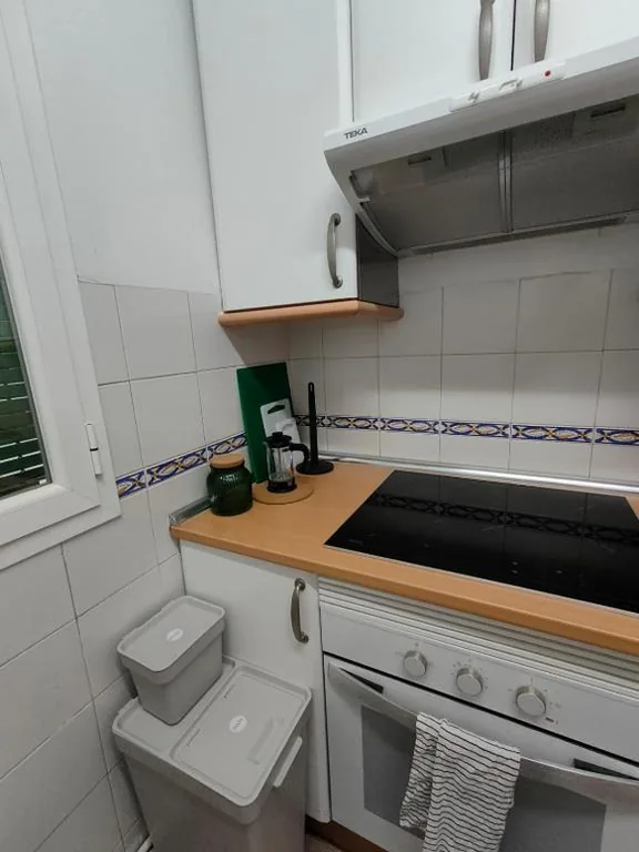 Habitación Doble Estándar con baño compartido — Fernan Gonzalez Street, Private rooms