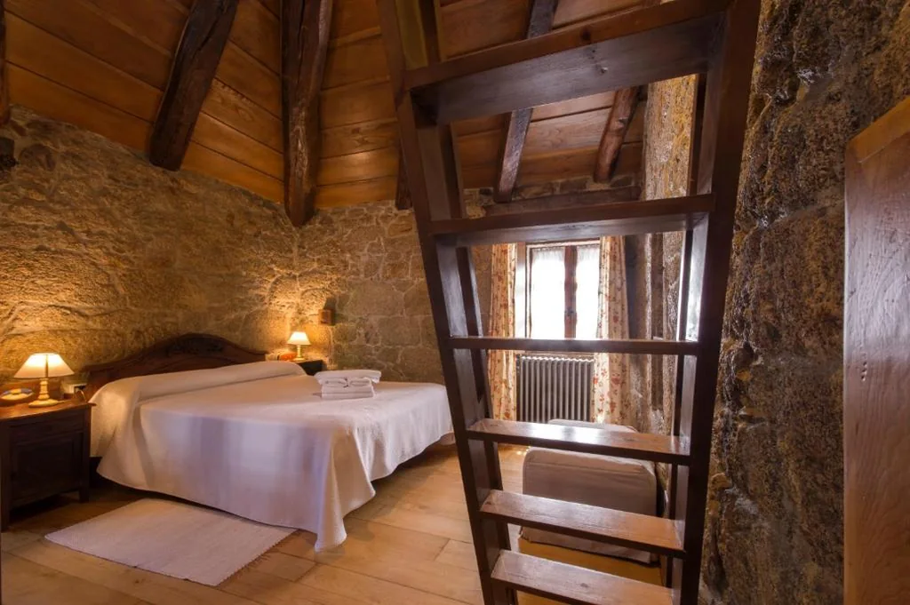 Familiekamer (2 volwassenen en 2 kinderen) — Fervenza Casa Grande & Restaurante