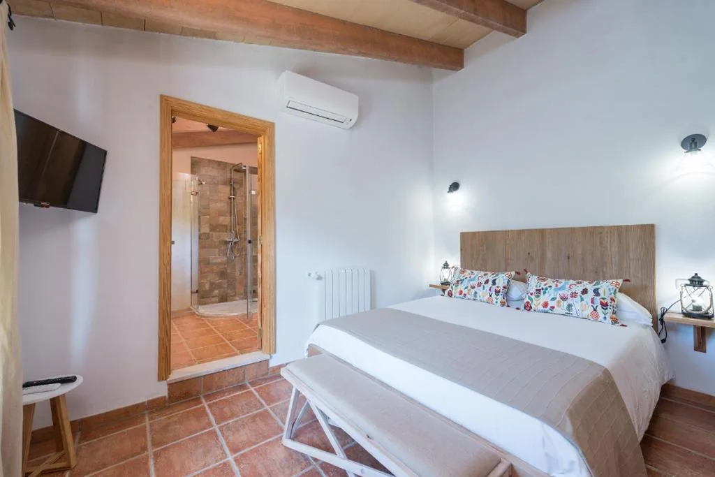 Habitación Doble con balcón — Finca - Agroturisme Sa Parellada