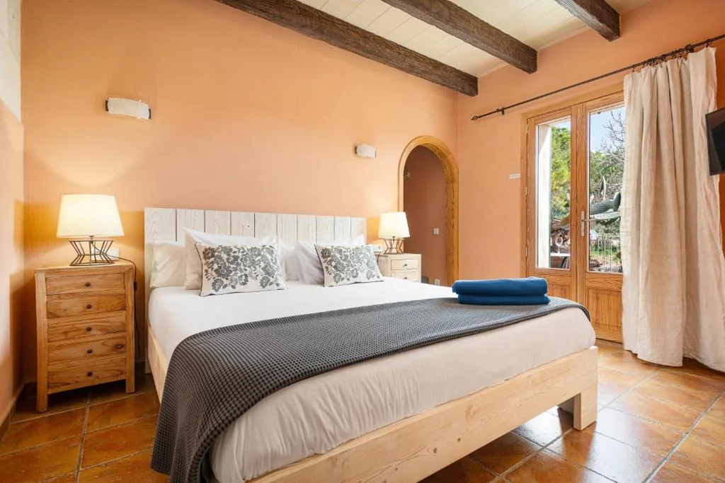 Habitación Doble con terraza — Finca - Agroturisme Sa Parellada