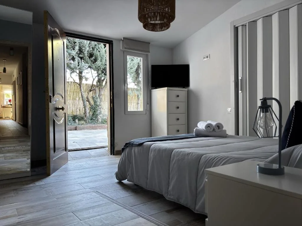 Camera accessibile alle persone con mobilità ridotta - Letto matrimoniale — Finca Avellaneda