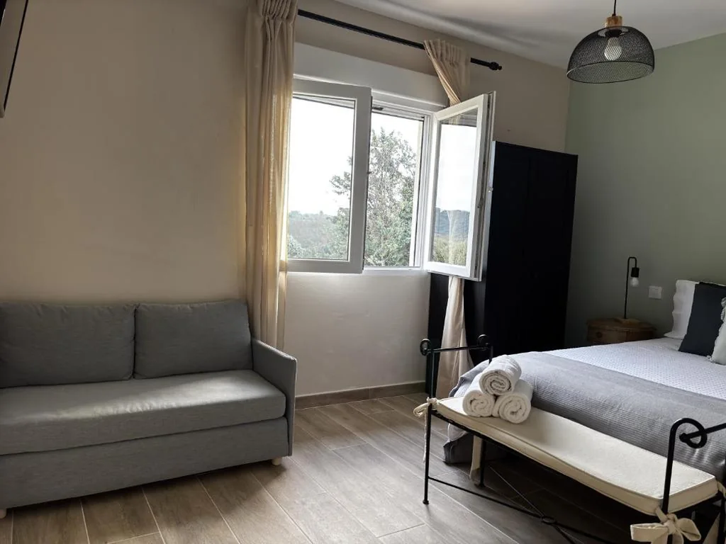Camera tripla Comfort — Finca Avellaneda
