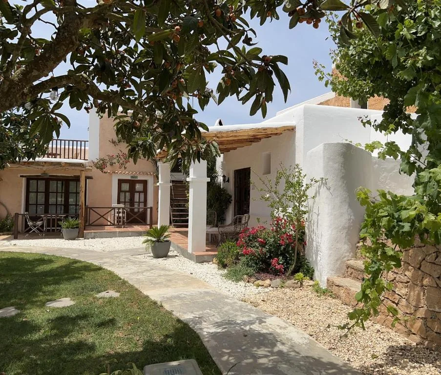 Casa de 6 dormitorios — Finca Can Pepis