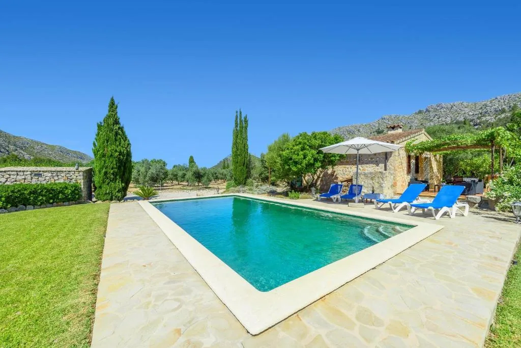 Villa — Finca Can Solivellas