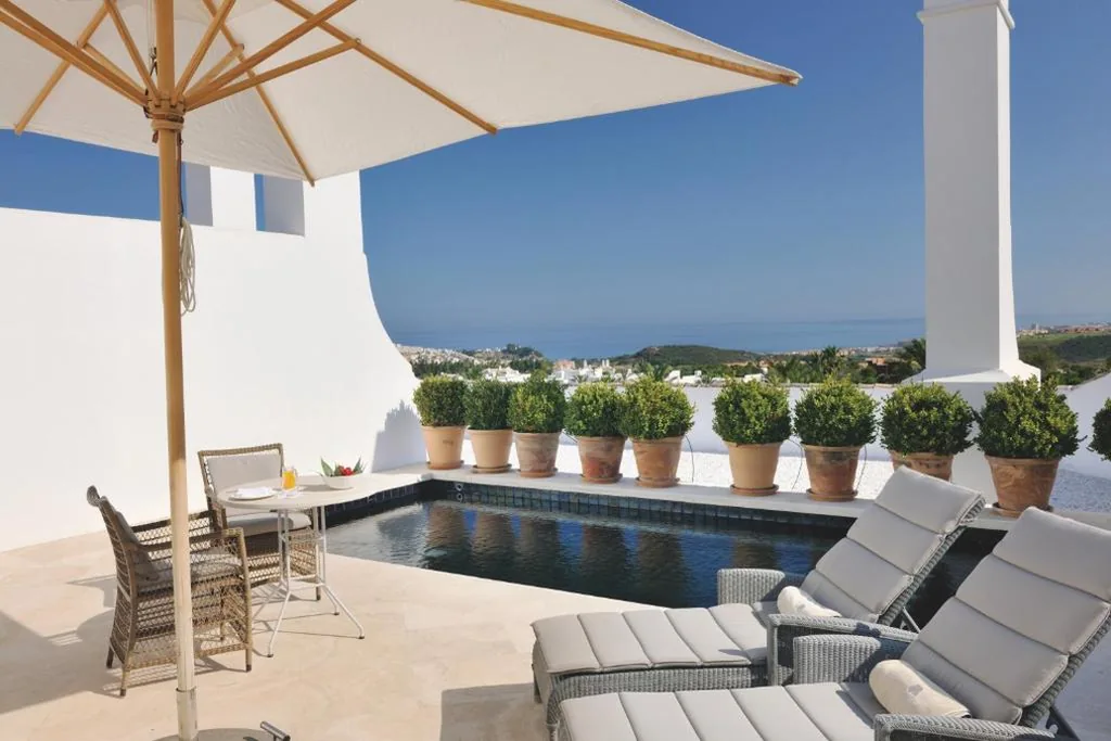 Suite con piscina privada y acceso al spa — Finca Cortesin Hotel Golf & Spa