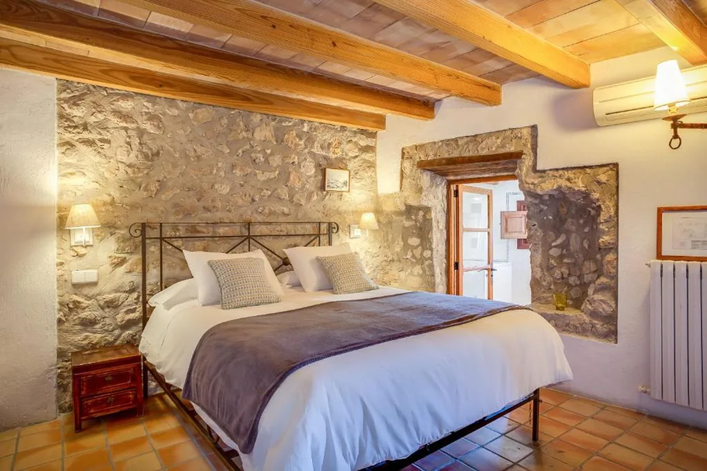 Habitación Doble con terraza — Finca Es Castell