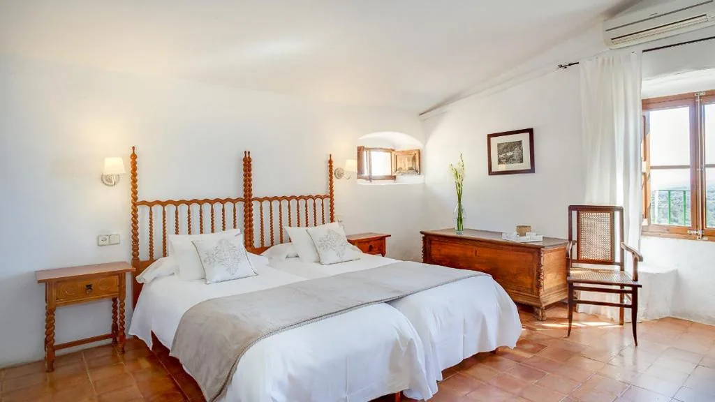 Habitación Doble Superior — Finca Es Castell