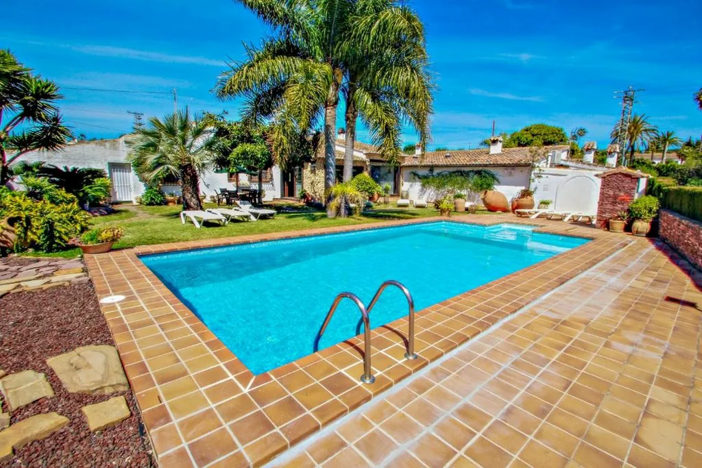 Villa — Finca La Coma - modern, well-equipped villa with private pool in Benissa