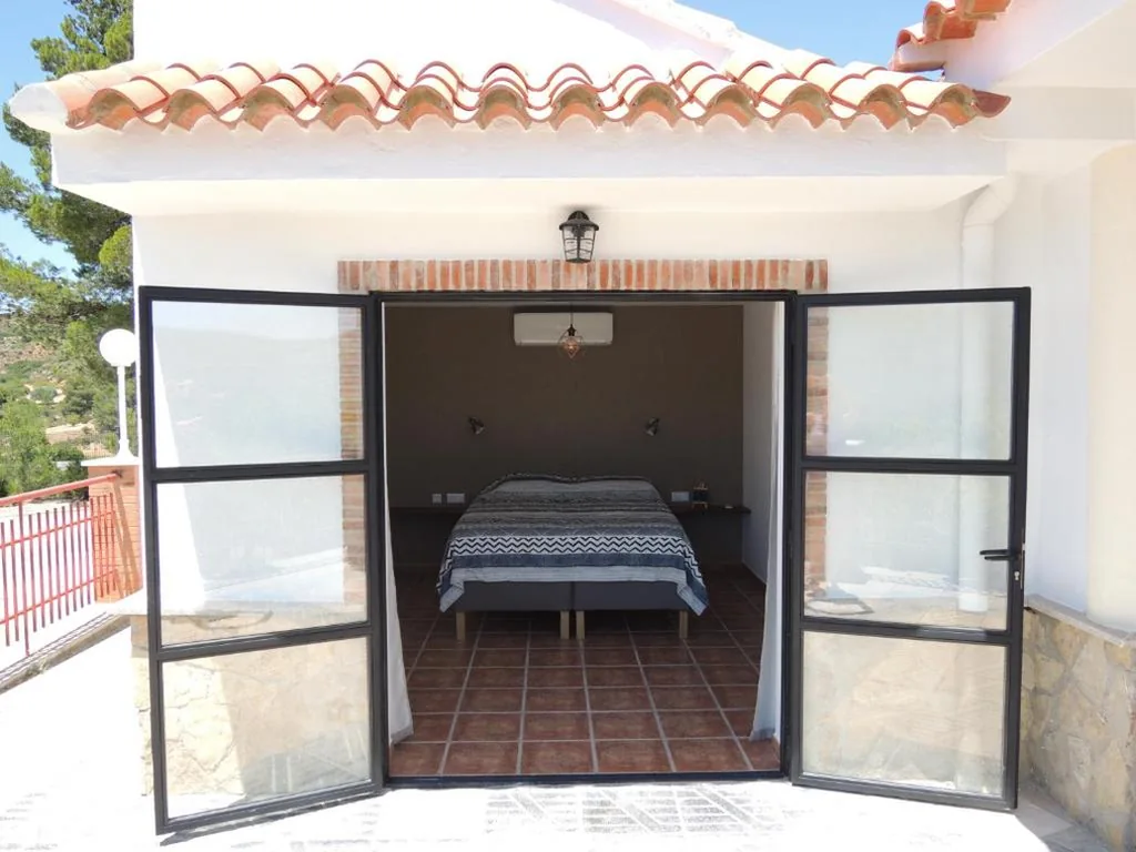 Quarto Duplo com Casa de Banho Privativa — Finca Mirador