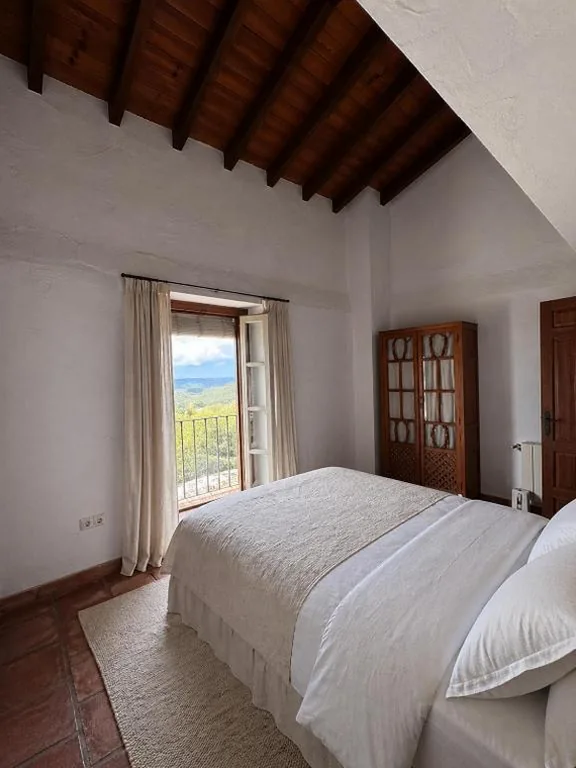 Suite con vistas a la montaña — Finca Soleá